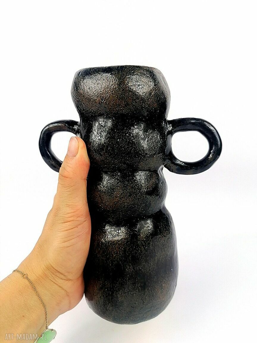 Ręcznie robiony wazon ceramiczny poLEPIONE - czarne szkliwo i 20 cm