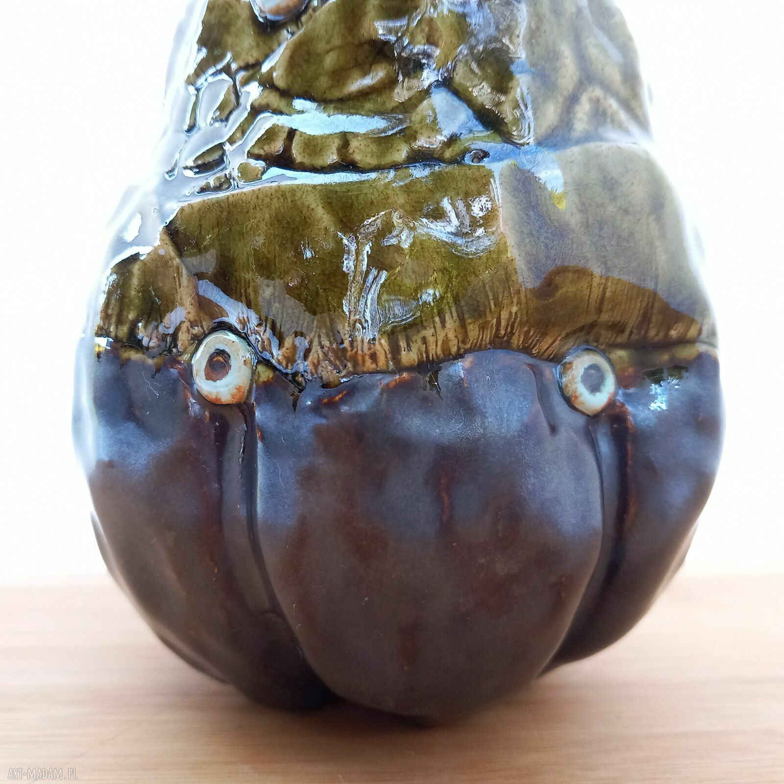 Ceramiczny wazon „Koronkowy Bufon” - unikat na domowe kwiaty