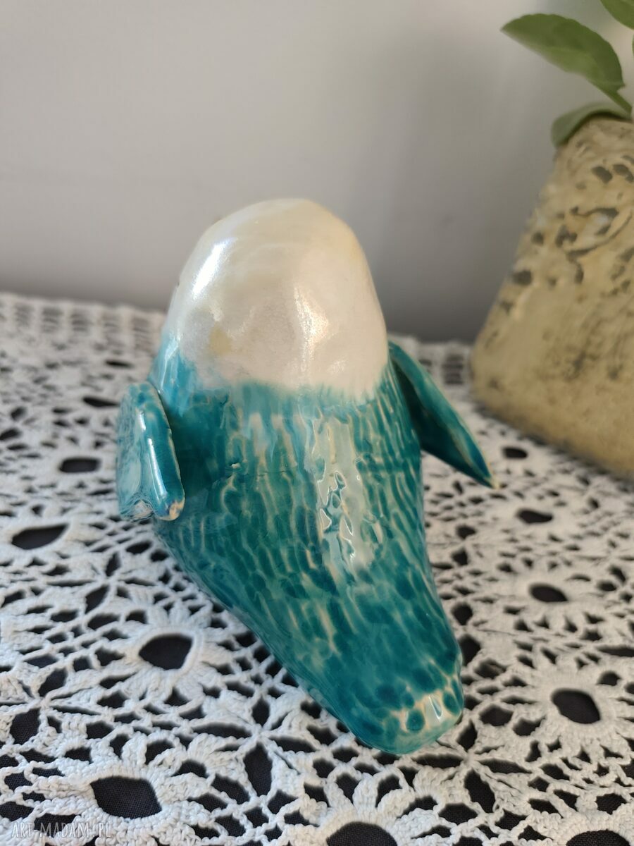 Ceramiczny wróbel - figurka z motywem miłości