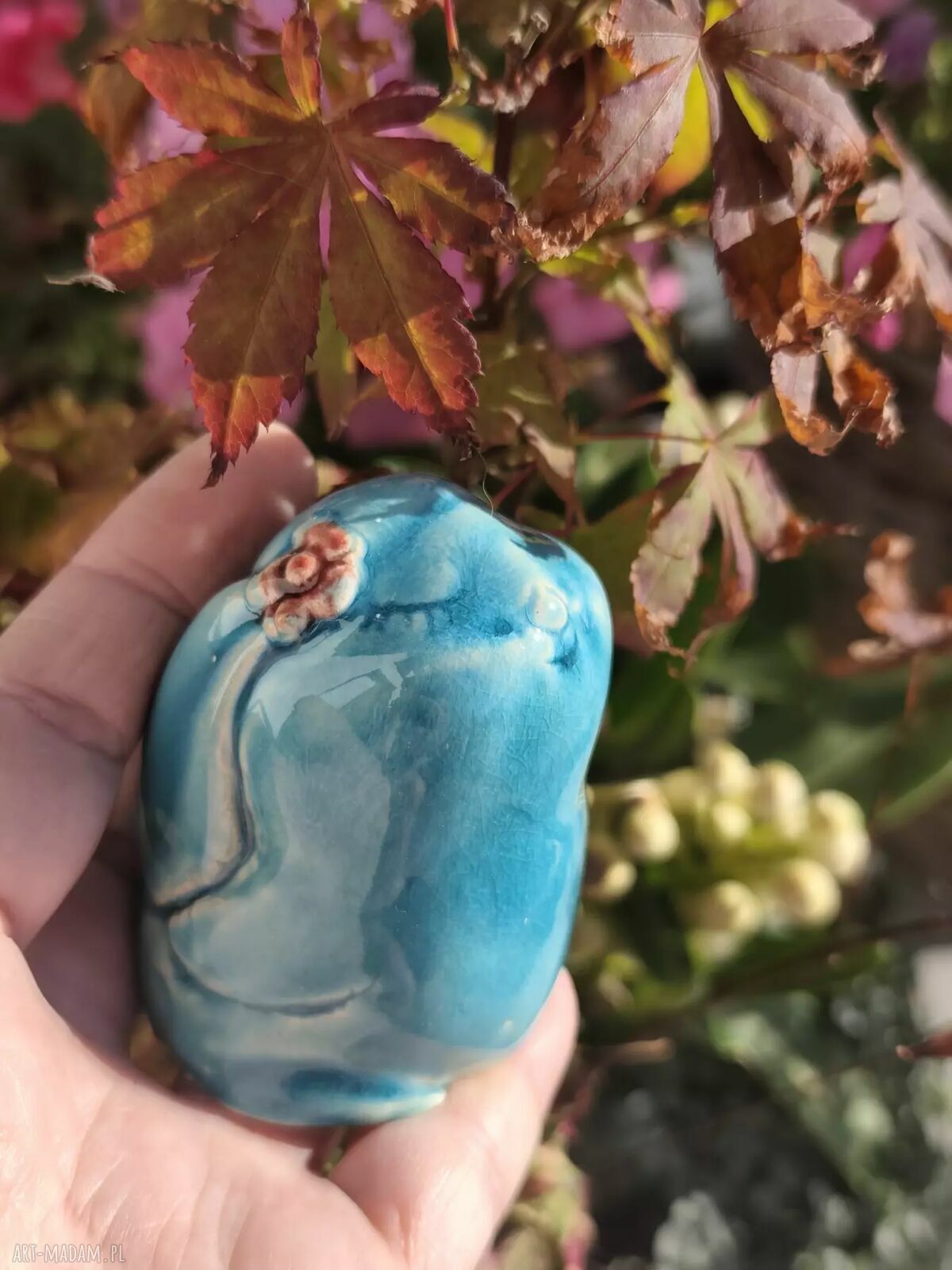 Turkusowy zając ceramiczny - wyjątkowa figurka handmade do domu i ogrodu