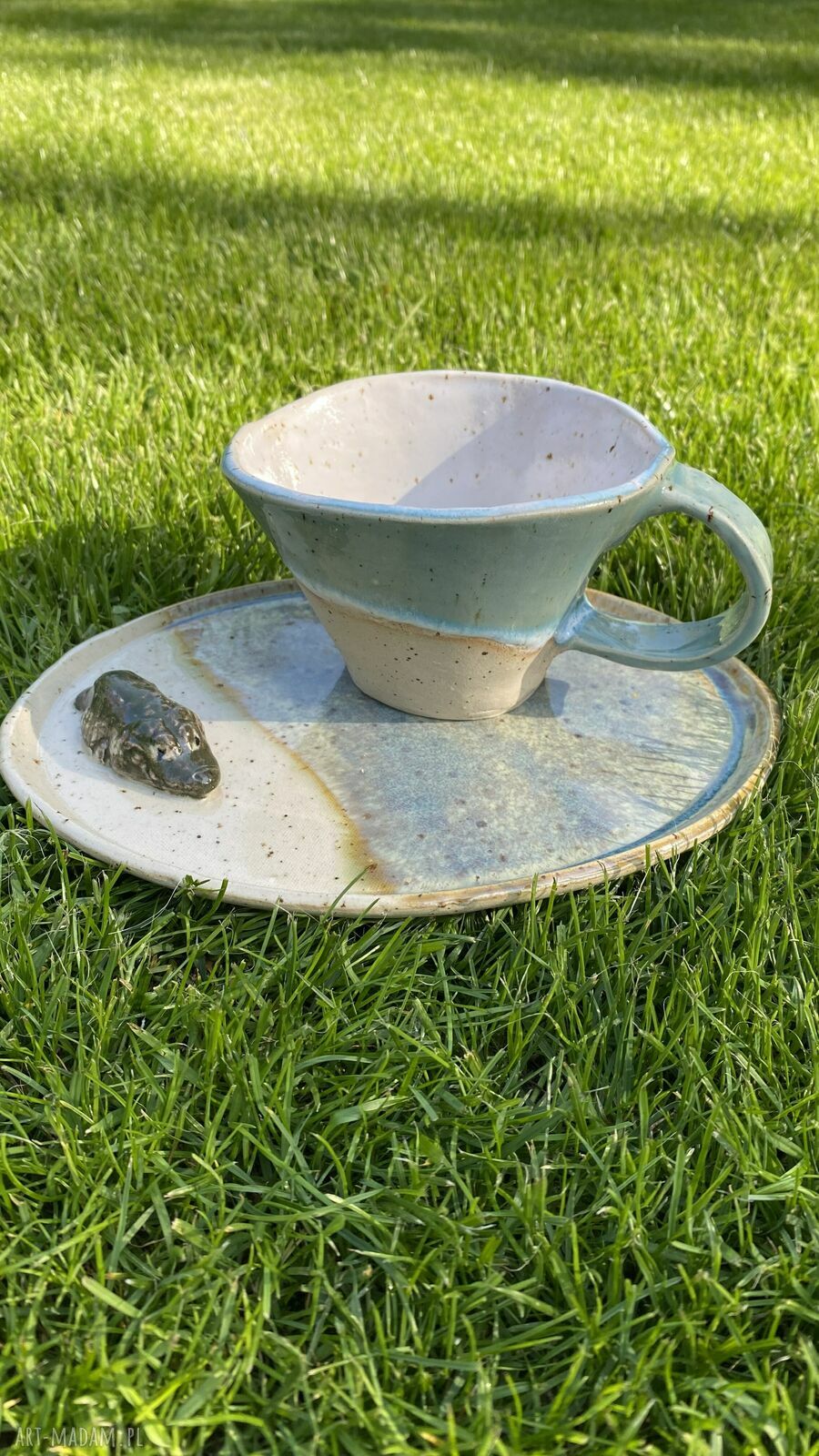 Ceramiczny zestaw z krokodylem - filiżanka i talerzyk do kawy