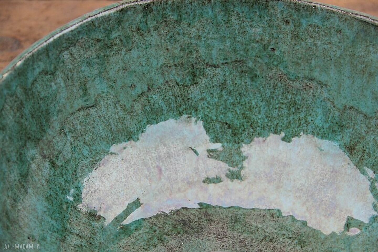 Ceramiczny zlew do łazienki - rustykalna umywalka z gliny