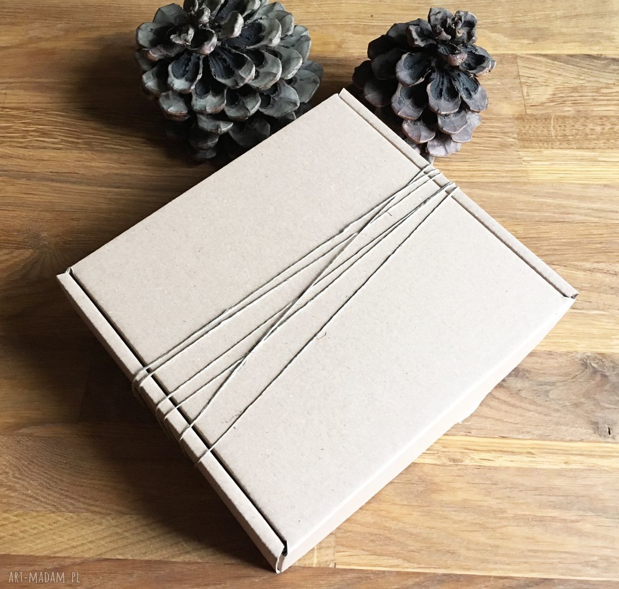 pomysł na świąteczny prezent: Porcelanowe ozdoby na choinkę HandMade