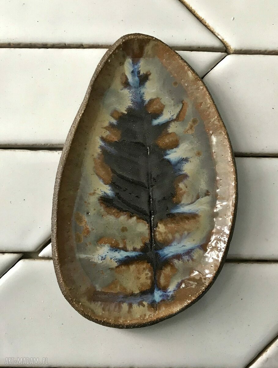Mydelniczka i talerzyk ceramiczny 'Zjawa'