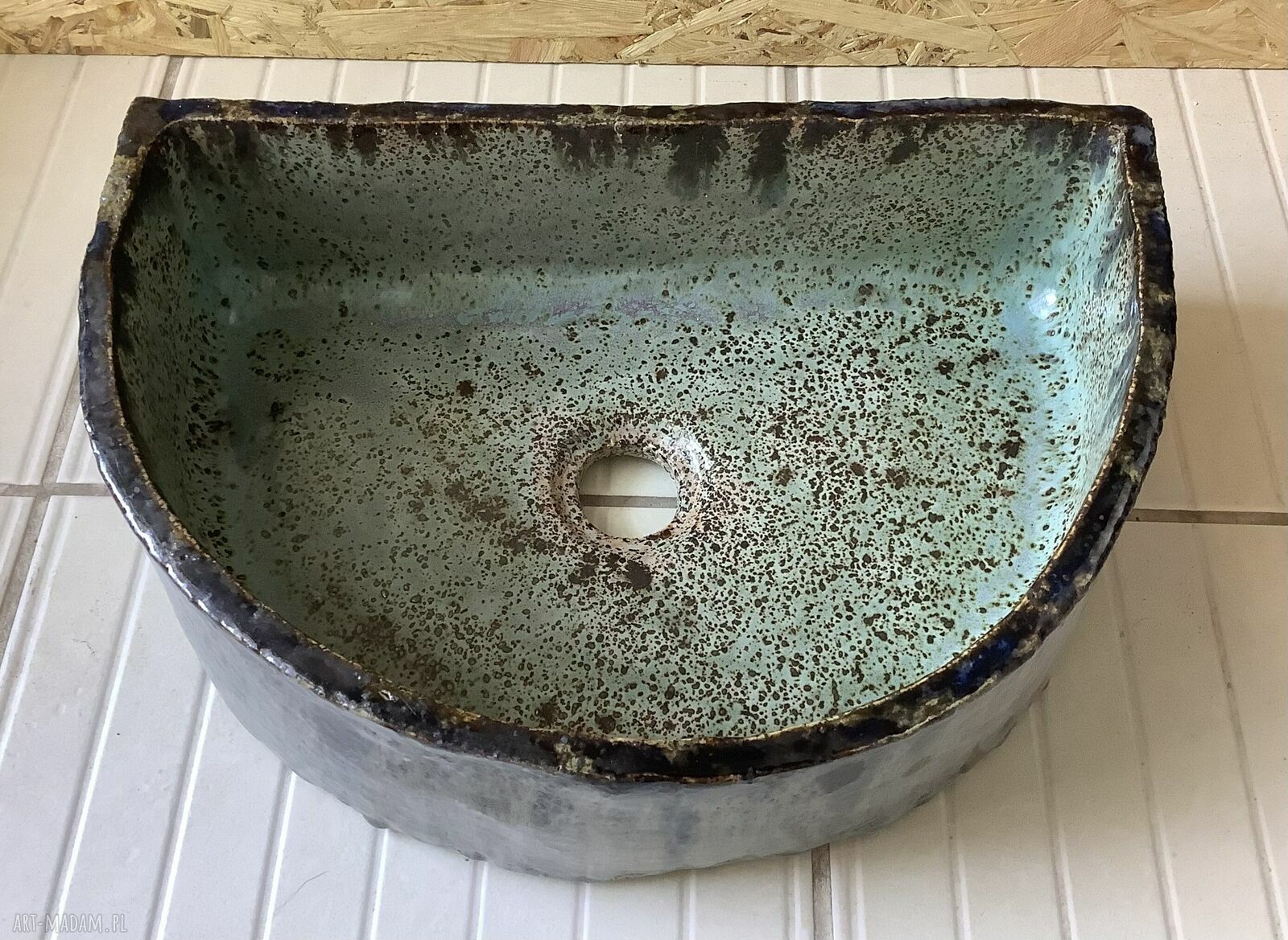 Ceramiczna umywalka nablatowa „Skalisty brzeg” - ręcznie robiona z szamotu (przecena)