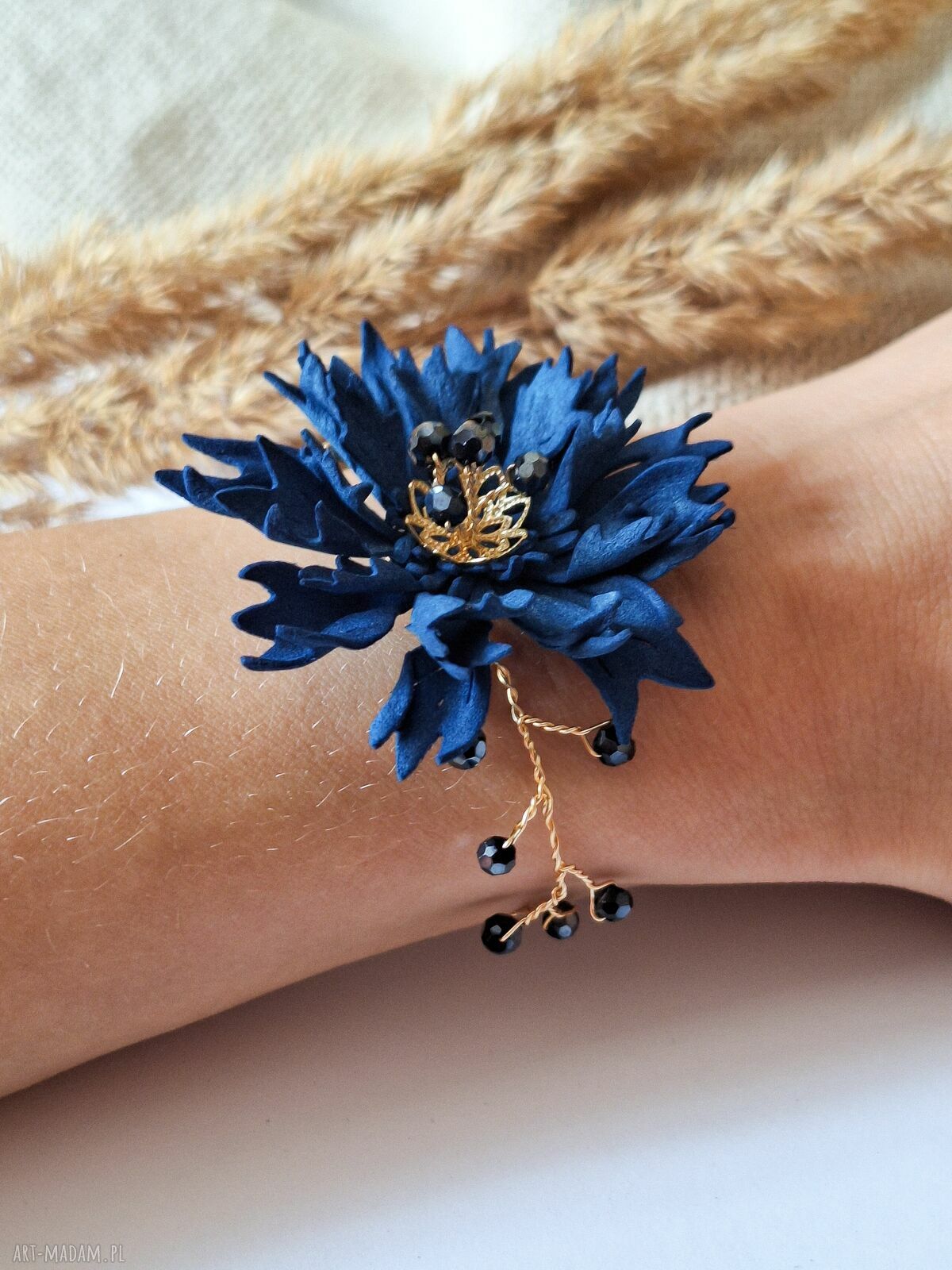 Bransoletka z chabrami - niebieskie kwiaty handmade