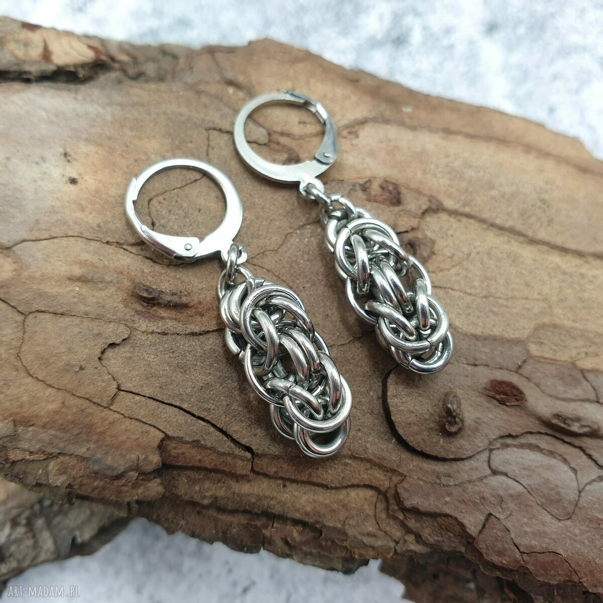Kolczyki chainmaille wiszące z łańcuszkiem ze stali