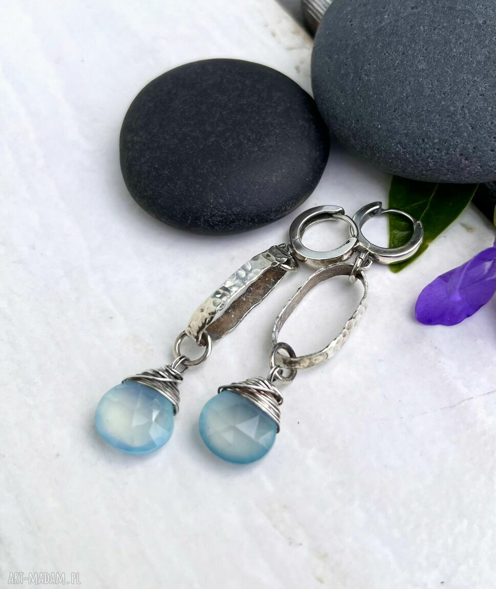 Młotkowane srebrne kolczyki z chalcedonem aqua - srebro 925
