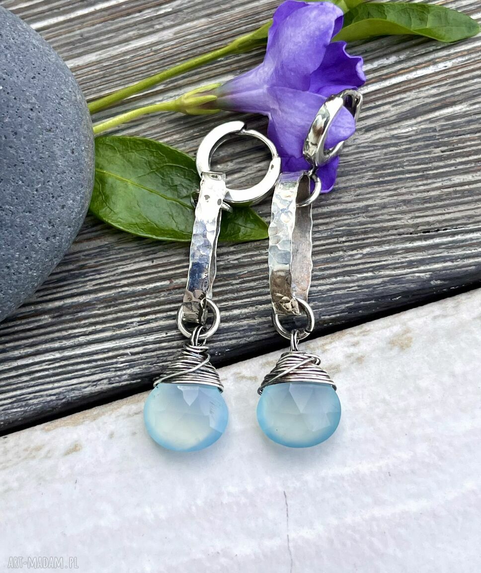 Młotkowane srebrne kolczyki z chalcedonem aqua - srebro 925