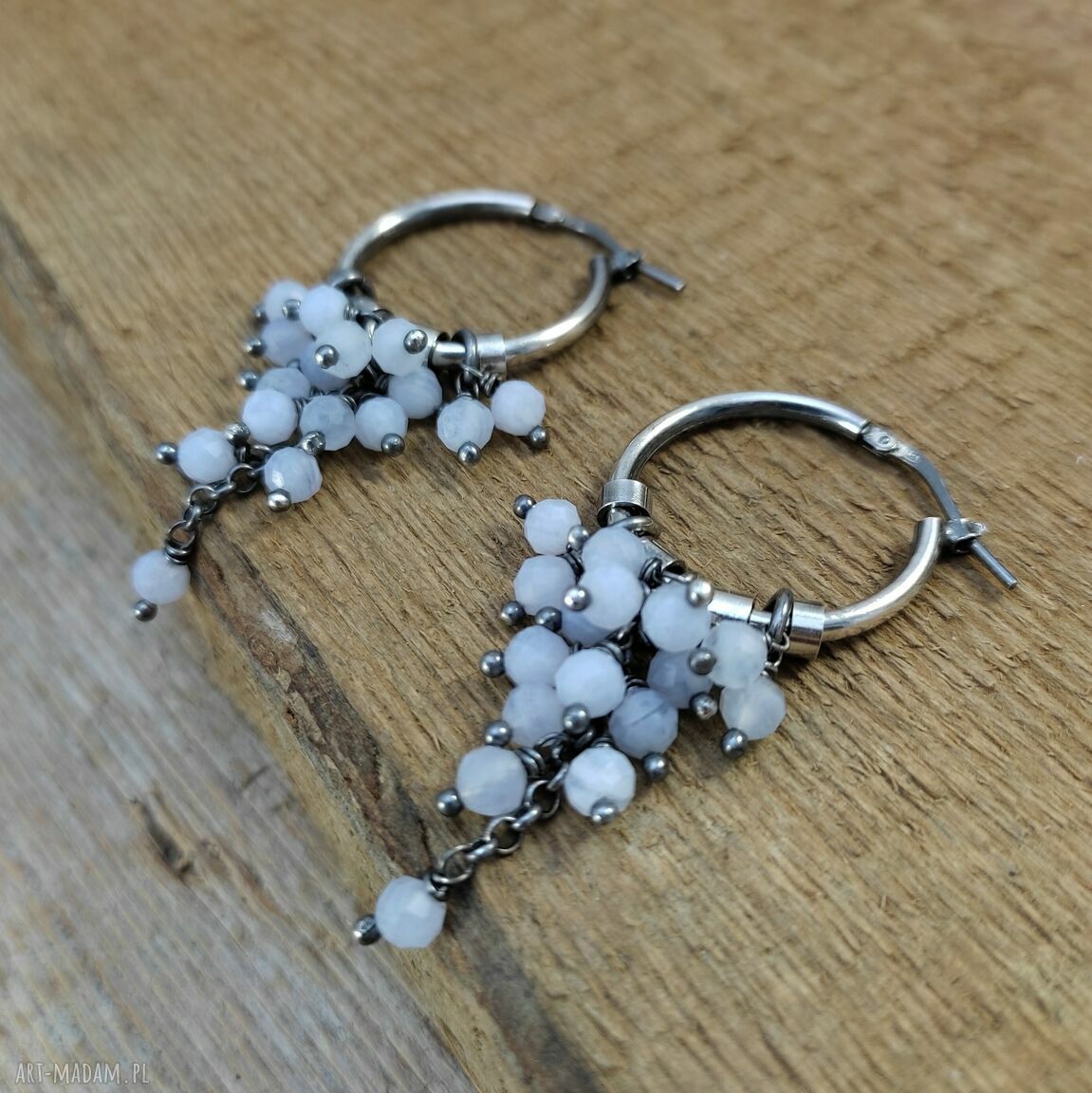 Kolczyki chalcedon na kole ze srebra 925 oksydowanego