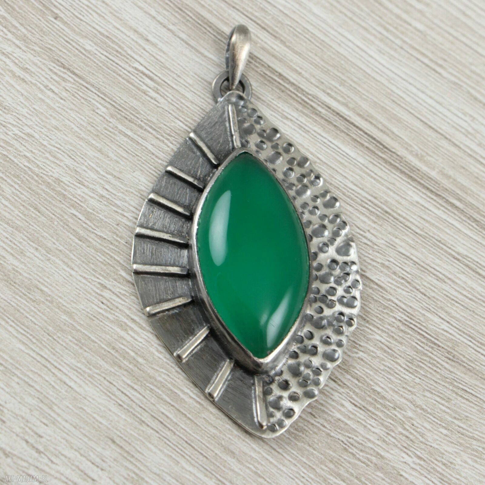Chalcedon w srebrze 925 i 999 - wisior 1953a