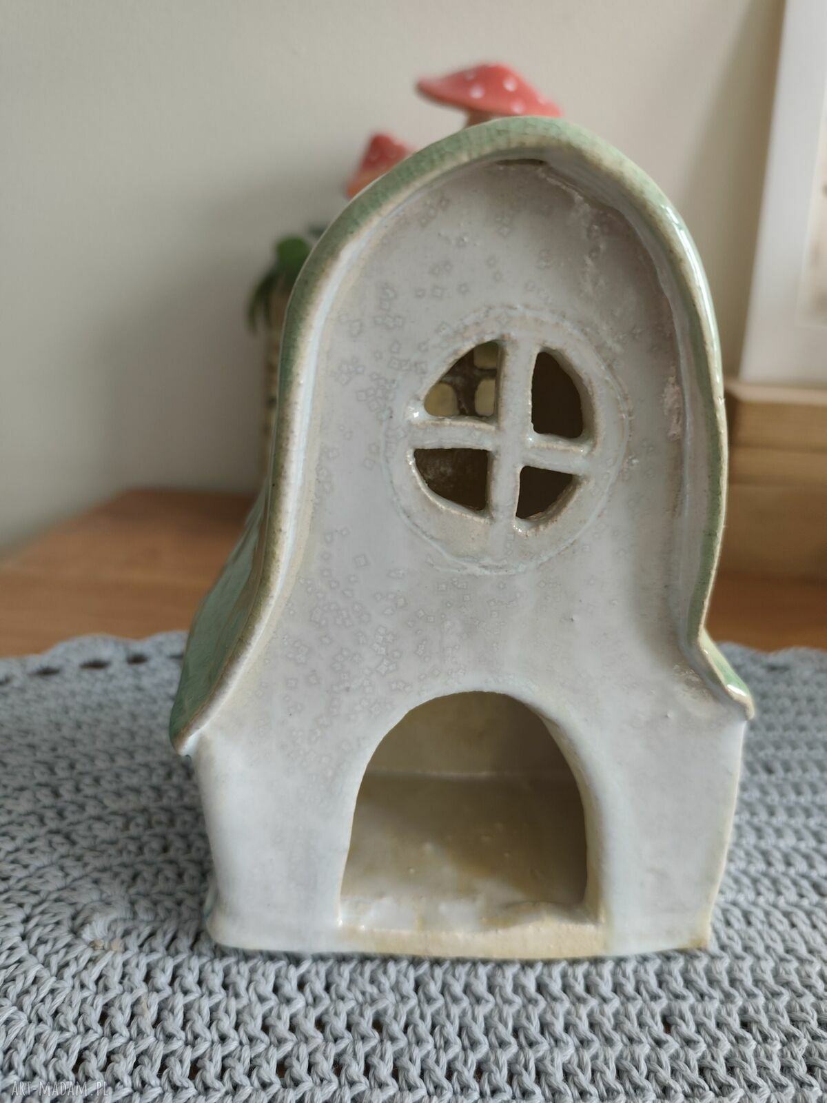 Chatka ceramiczna - lampion na świecę, ręcznie szkliwiona