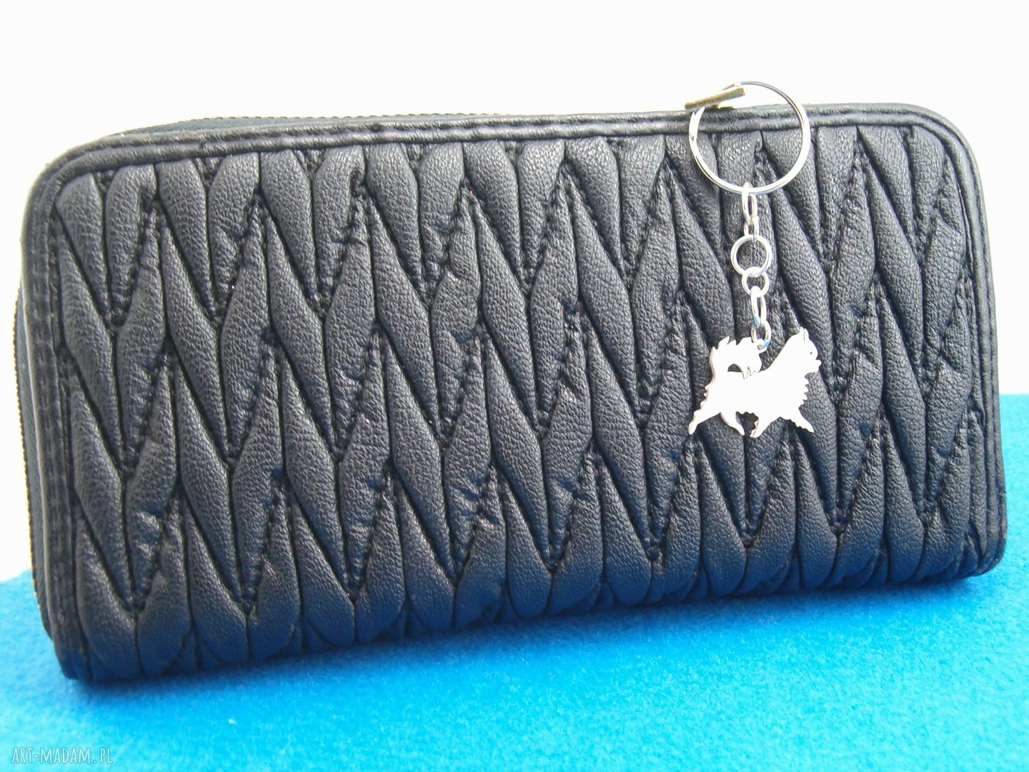 Chihuahua długowłosa - brelok z srebra 925 Frrodesign (nr 48)