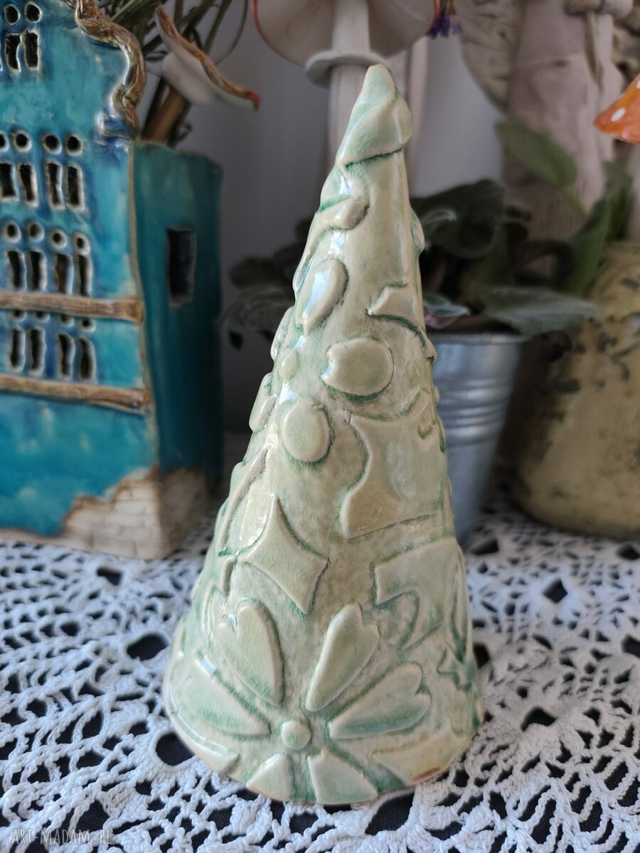 Choinka ceramiczna w kolorze szmaragdu - 17 cm