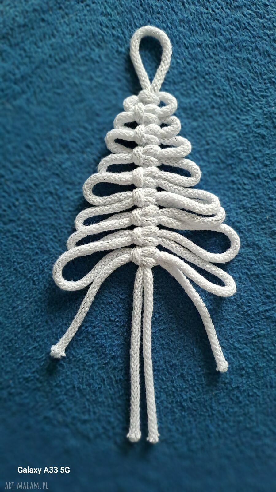 Choinka makramowa handmade - biała ze srebrną nitką ok. 25 cm