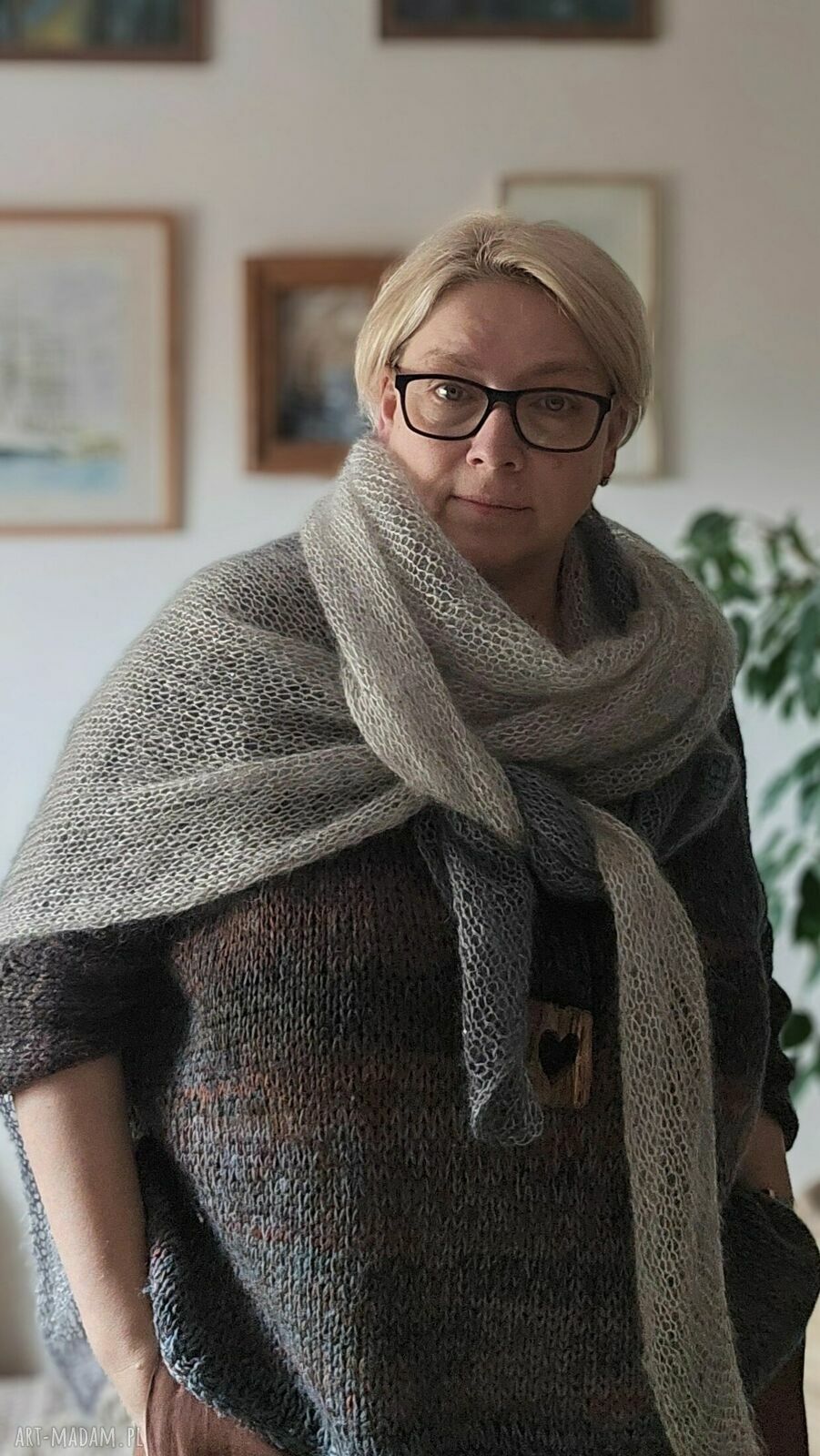 Chusta Mgła - ręcznie robiona z moheru i jedwabiu