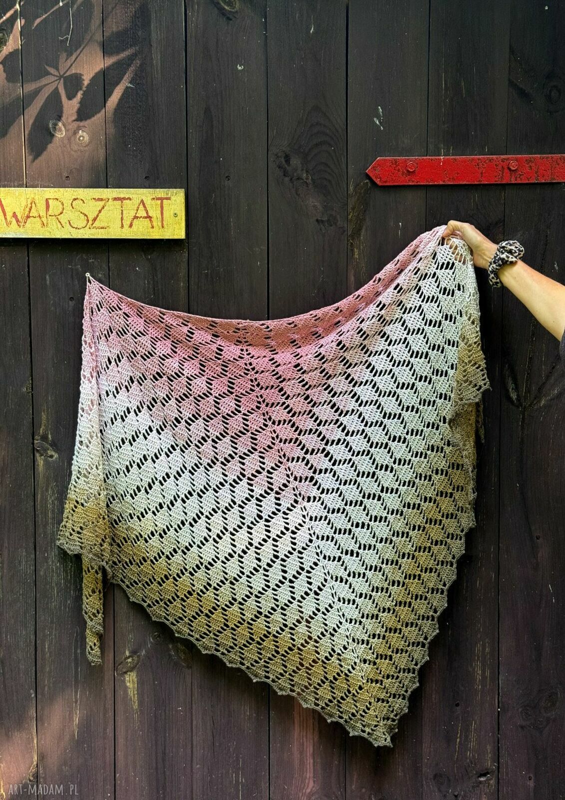 Chusta ombre Nenufary z bawełny organicznej - ręcznie szydełkowana 240 cm