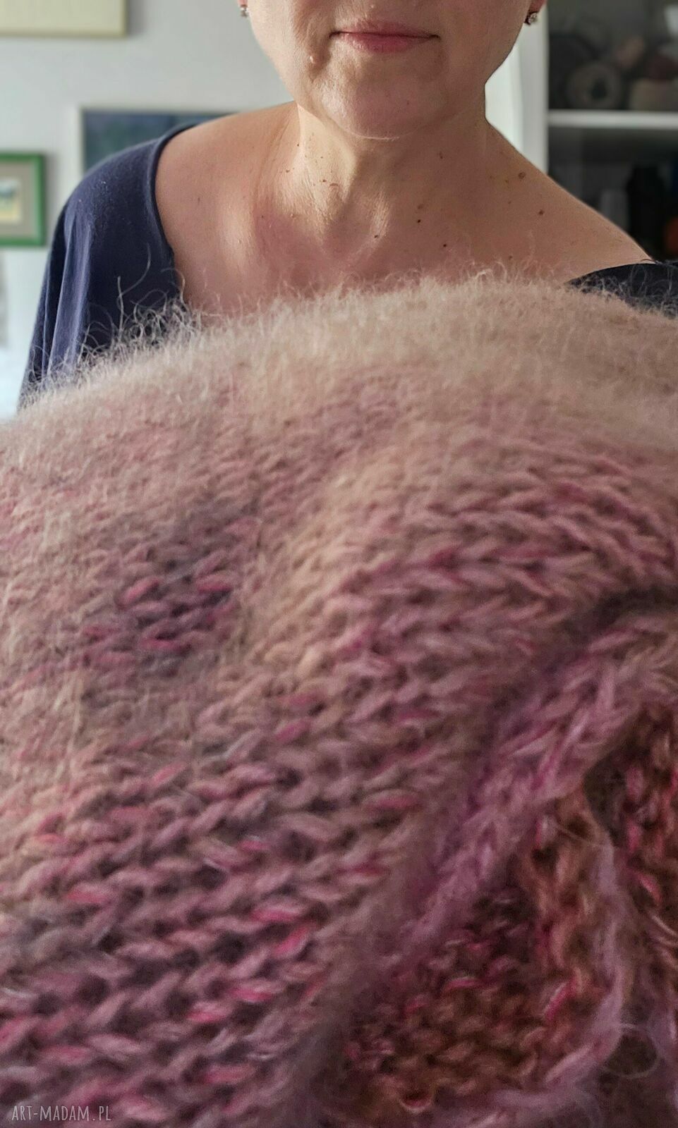 Ręcznie robiona chusta Print na drutach (ok. 180 cm) - miękka, lekka i puszysta