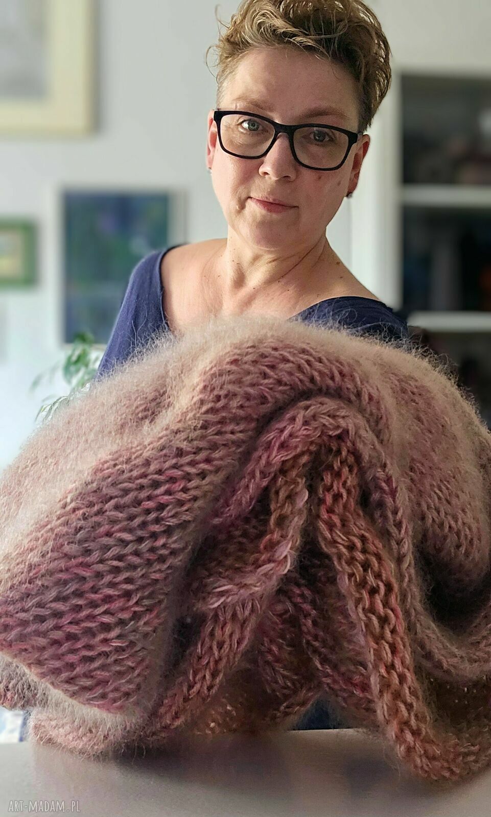 Ręcznie robiona chusta Print na drutach (ok. 180 cm) - miękka, lekka i puszysta