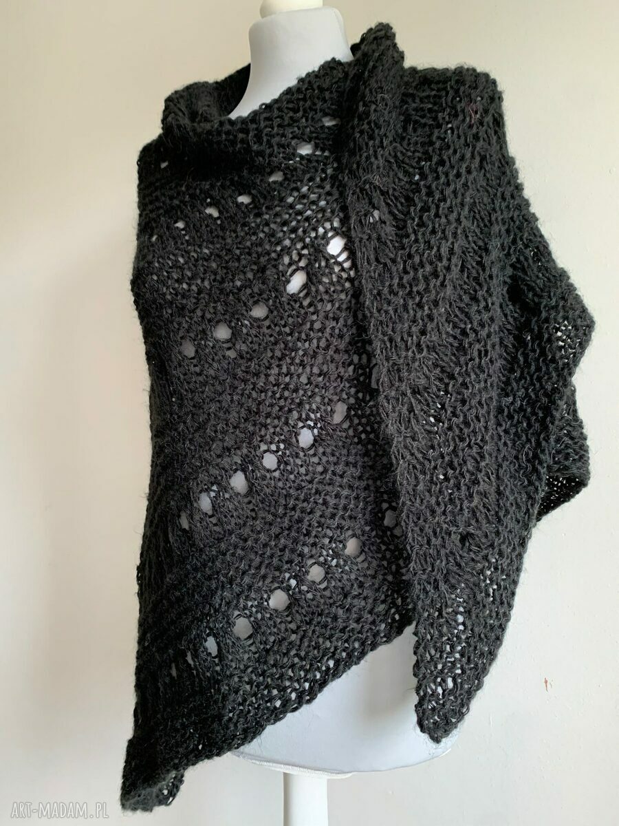Chusta Romantica czarna - handmade, ręcznie dziergana