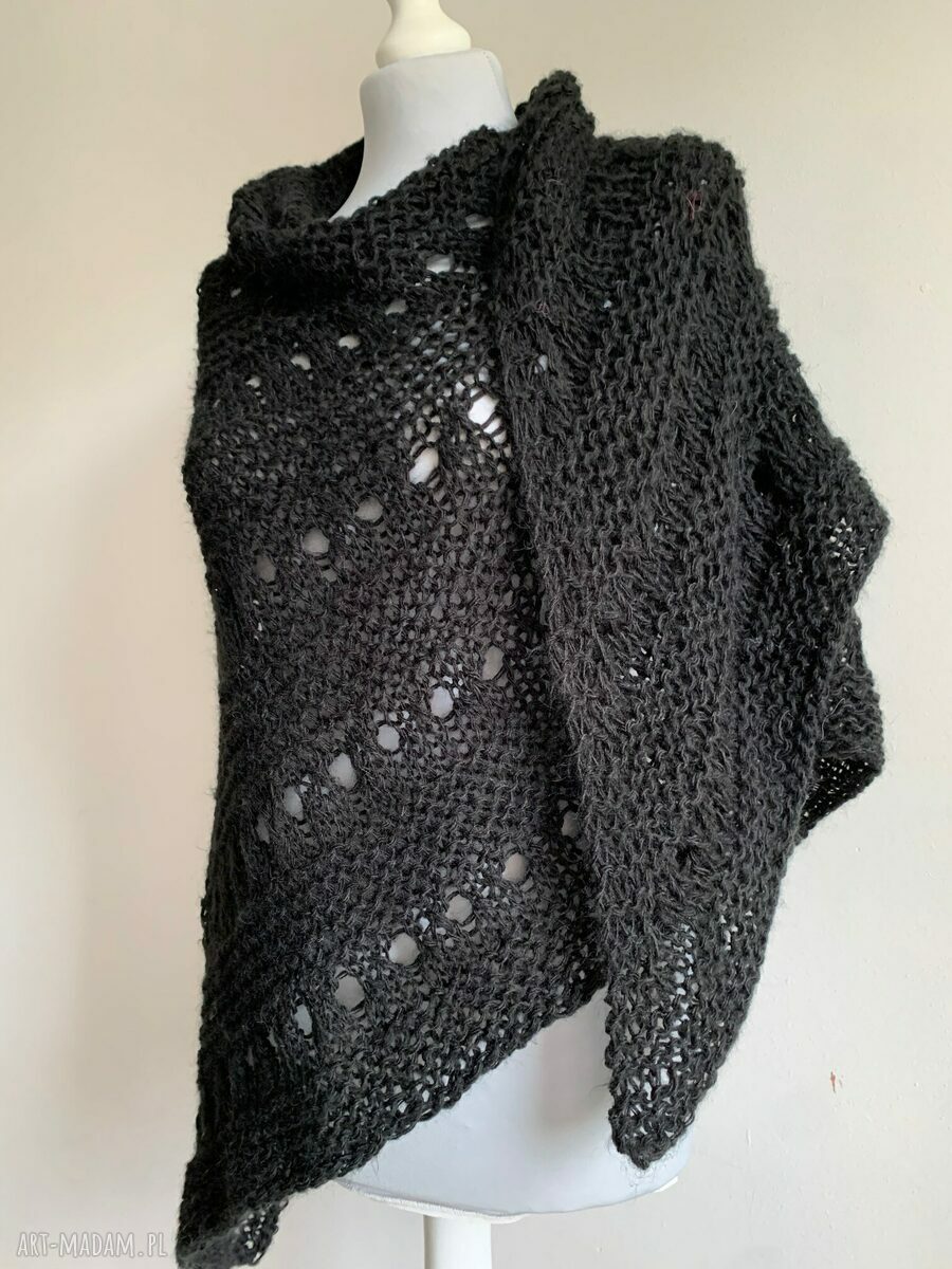 Chusta Romantica czarna - handmade, ręcznie dziergana
