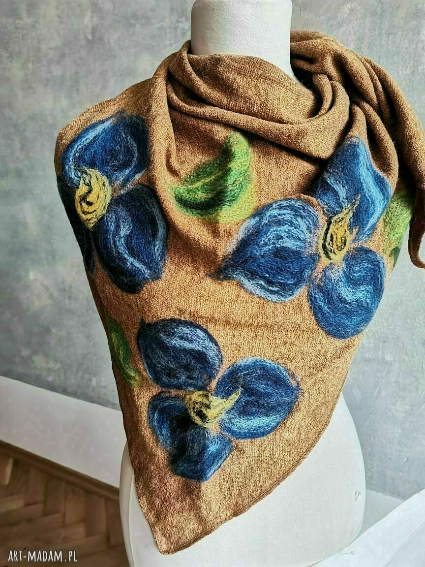 Chusta ruda w kwiaty - wełniana boho folk Frida 120x185 cm