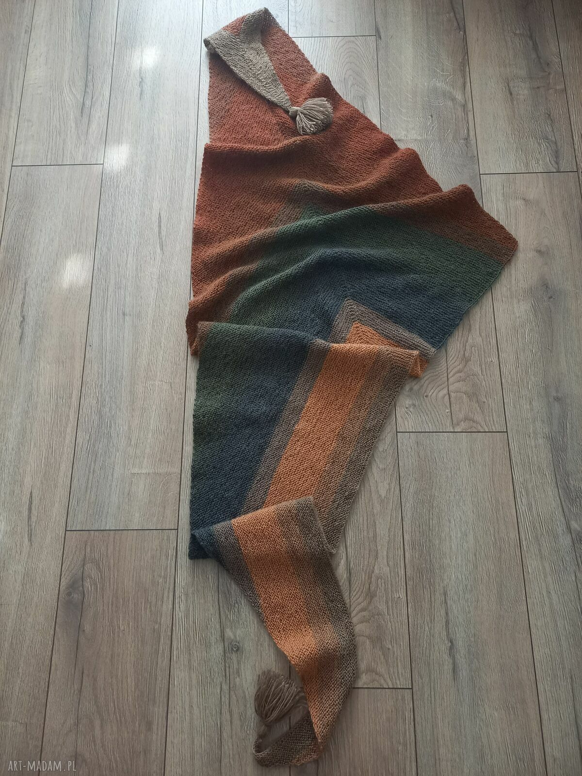 Brązowa chusta strzałka ręcznie robiona na drutach - 250 x 65 cm