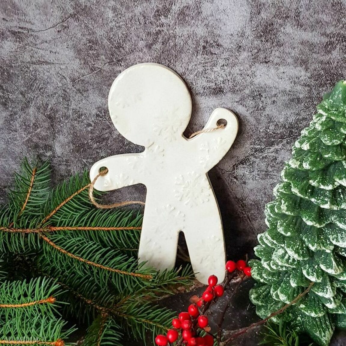 Ciastek XL - duża ozdoba ceramiczna w śnieżynki