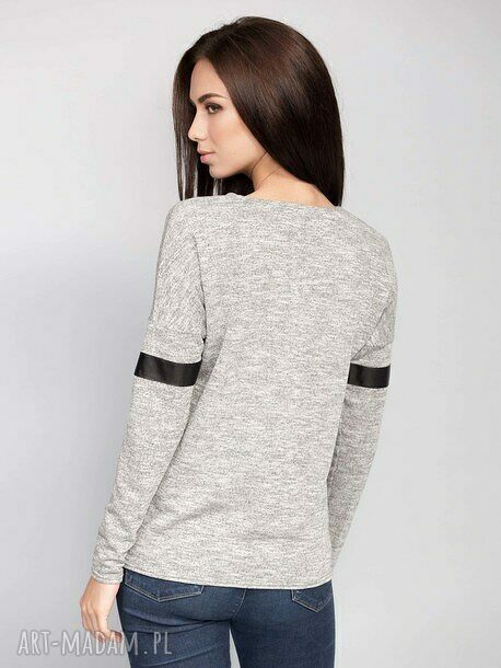 Ciekawy sweter wykończony eko-skórą