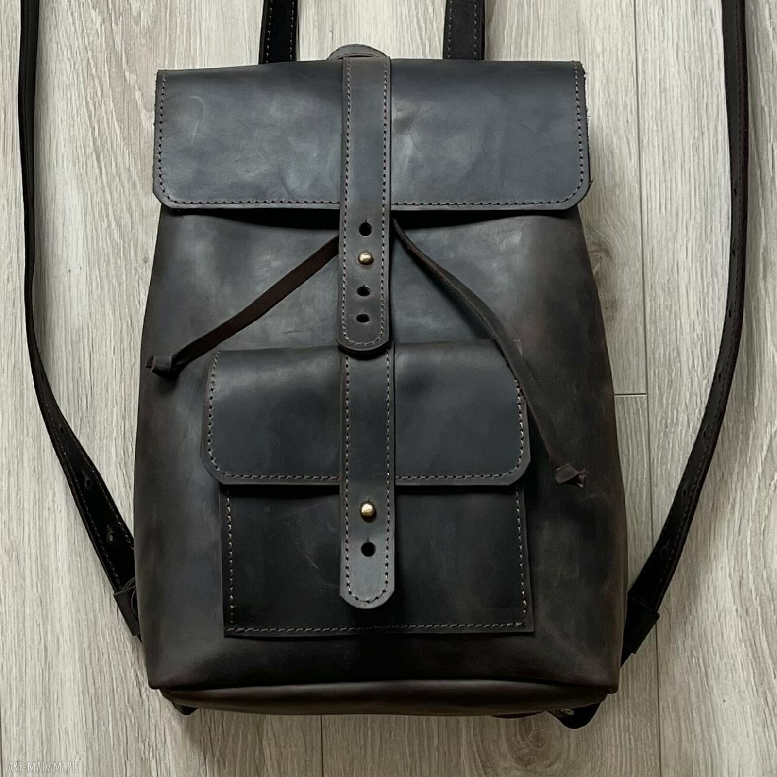 Plecak ciemno-brązowy vintage ze skóry Crazy Horse - handmade do miasta