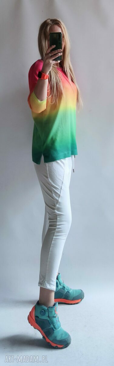 Cieniowany sweter oversize z ombre - ręcznie robiony sweter damski
