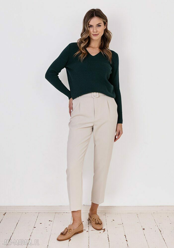 Cienki sweter w serek zielony MKM SWE243