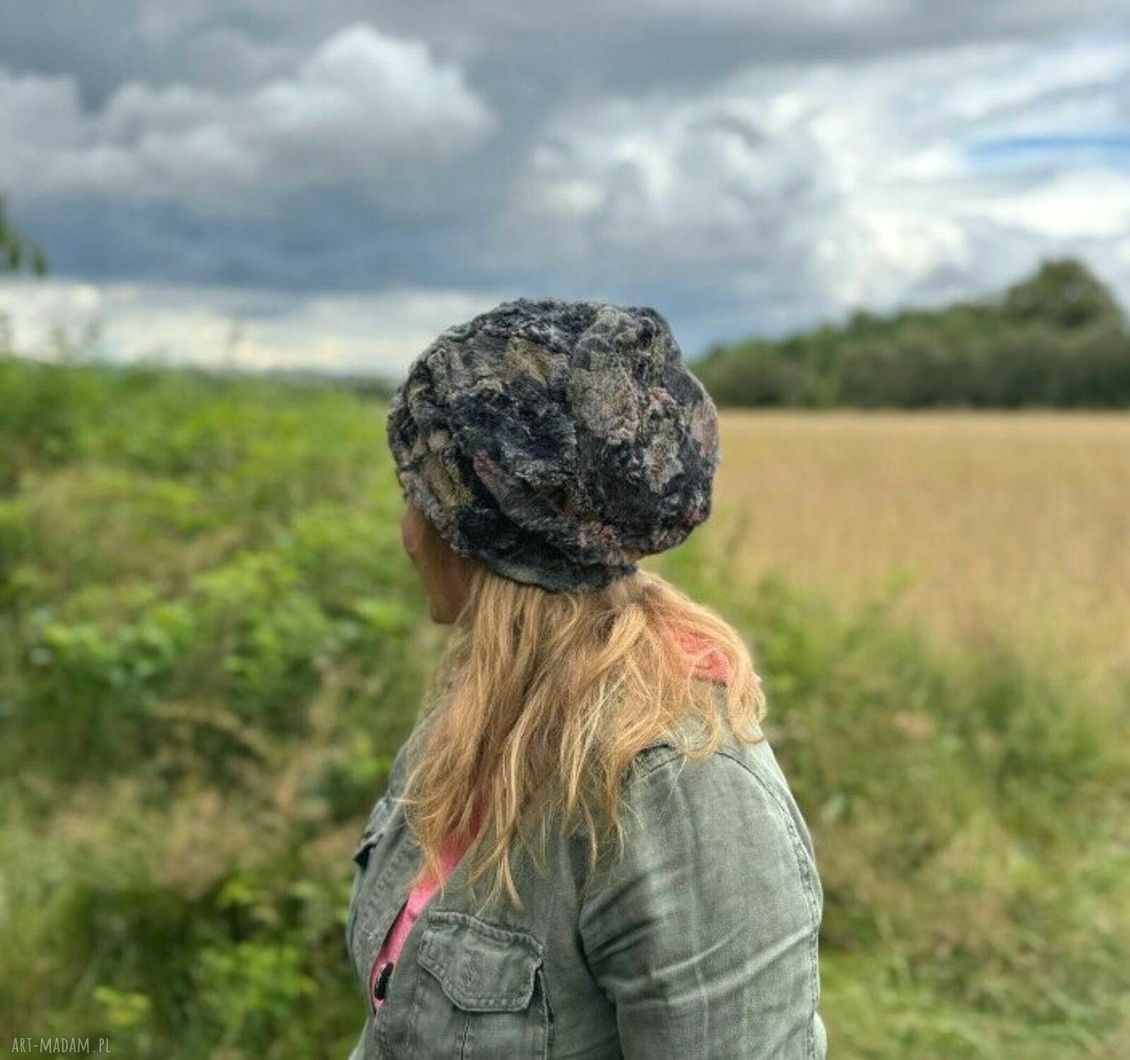 Ciepła futrzana czapka boho od Ruda Klara - rozmiar 57-58 cm