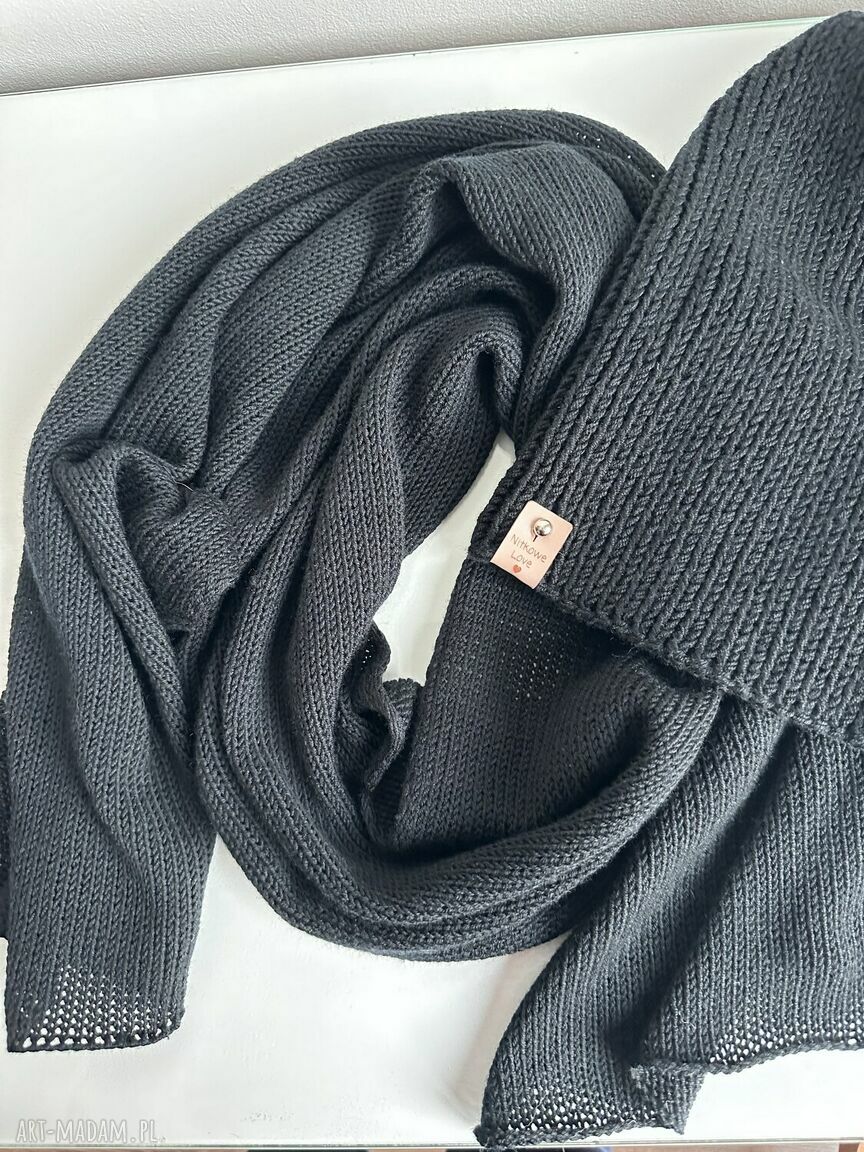 Damski szalik z wełny baby merino 100% Nitkowe Love, czarny 230x35 cm