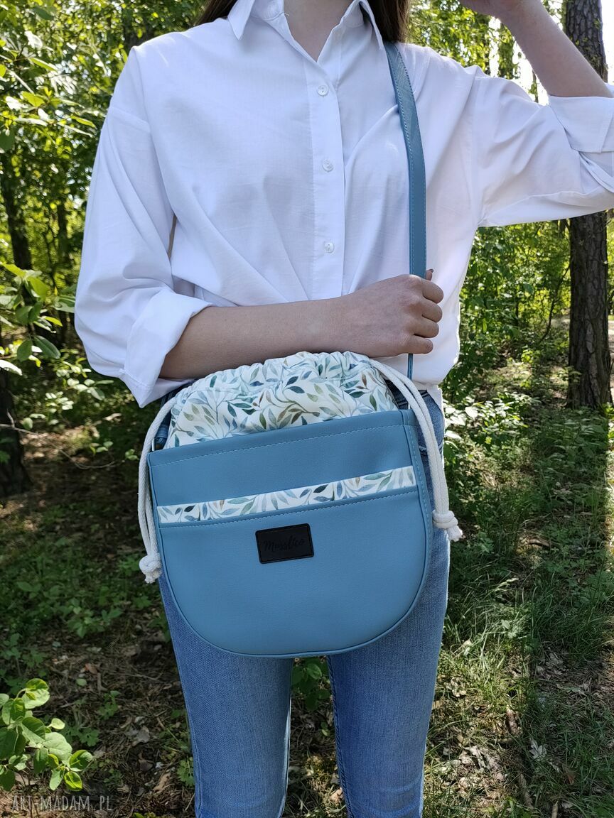 Crosserka przydymiony błękit z kominem w gałązki - handmade Musslico