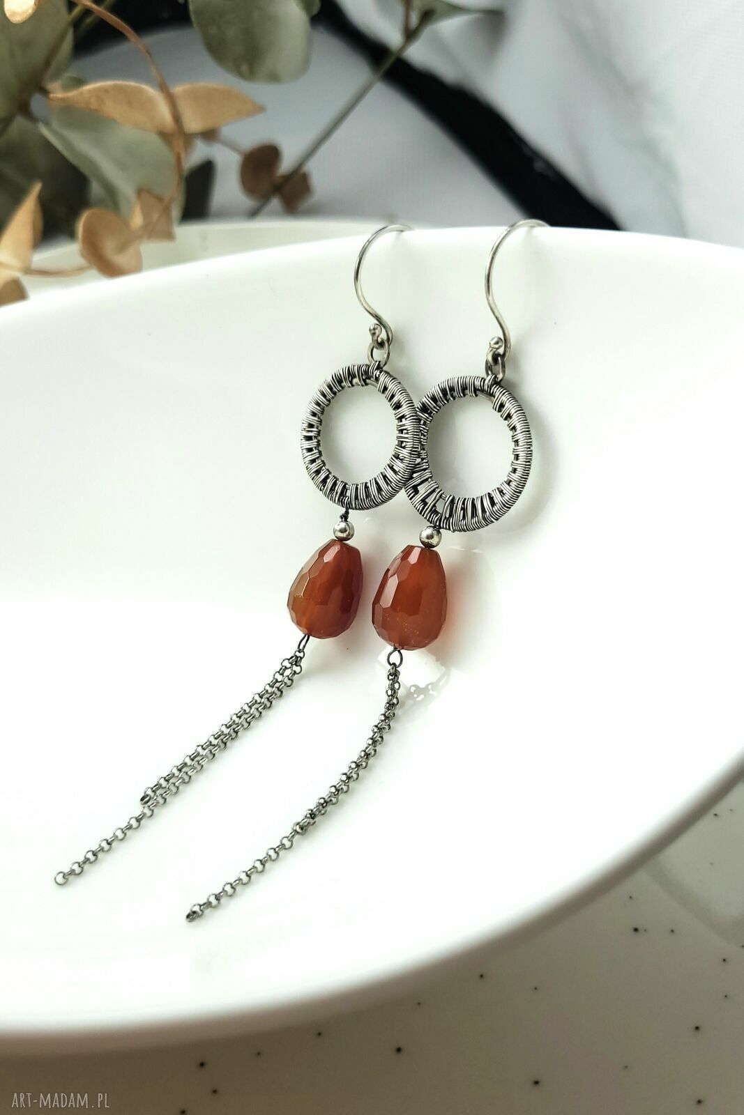 CUFFY - srebrne kolczyki z karneolem - elegancka biżuteria na prezent