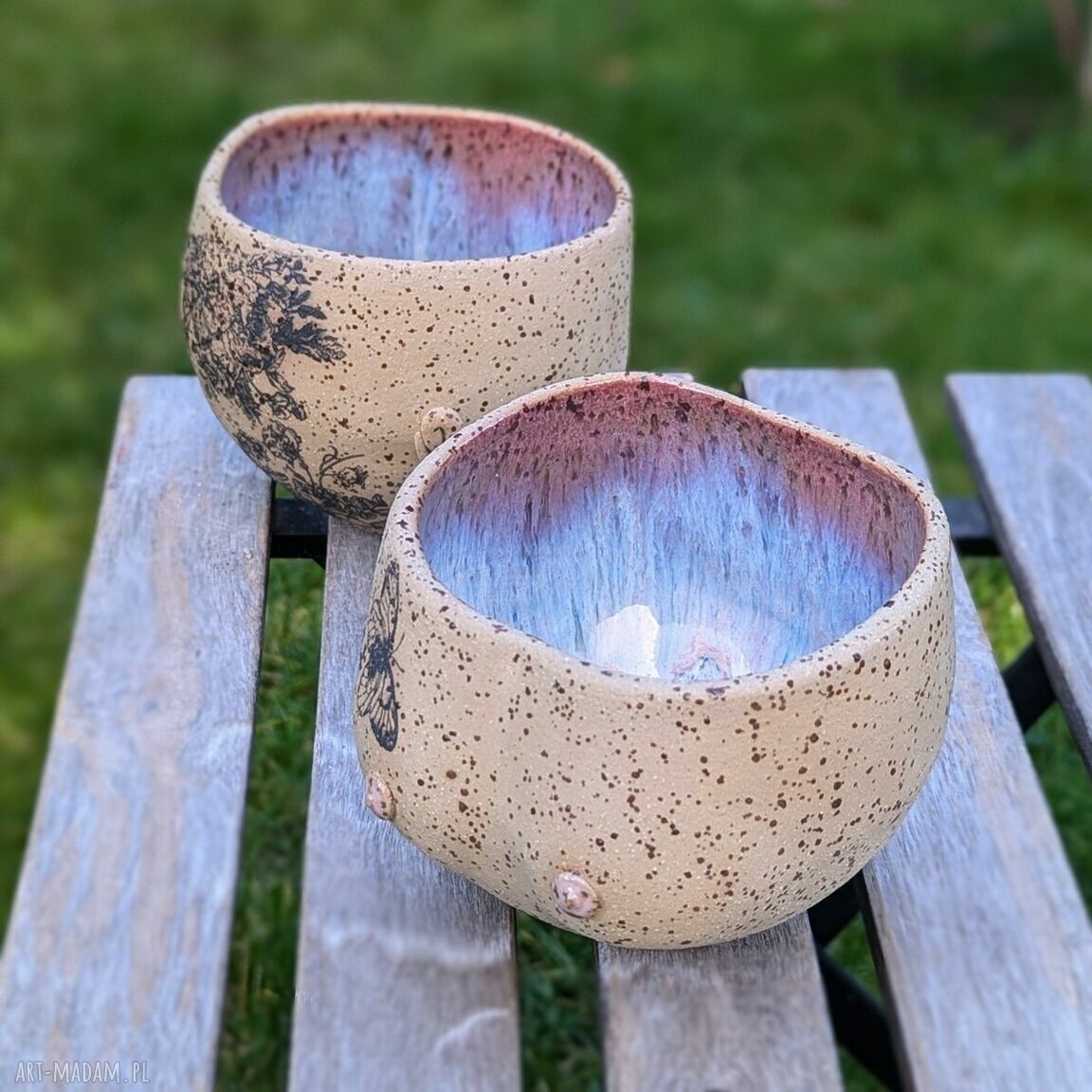 Ręcznie robiony zestaw 2 czarek CYCramika (2 x 500 ml) - boho kwiaty i motyle