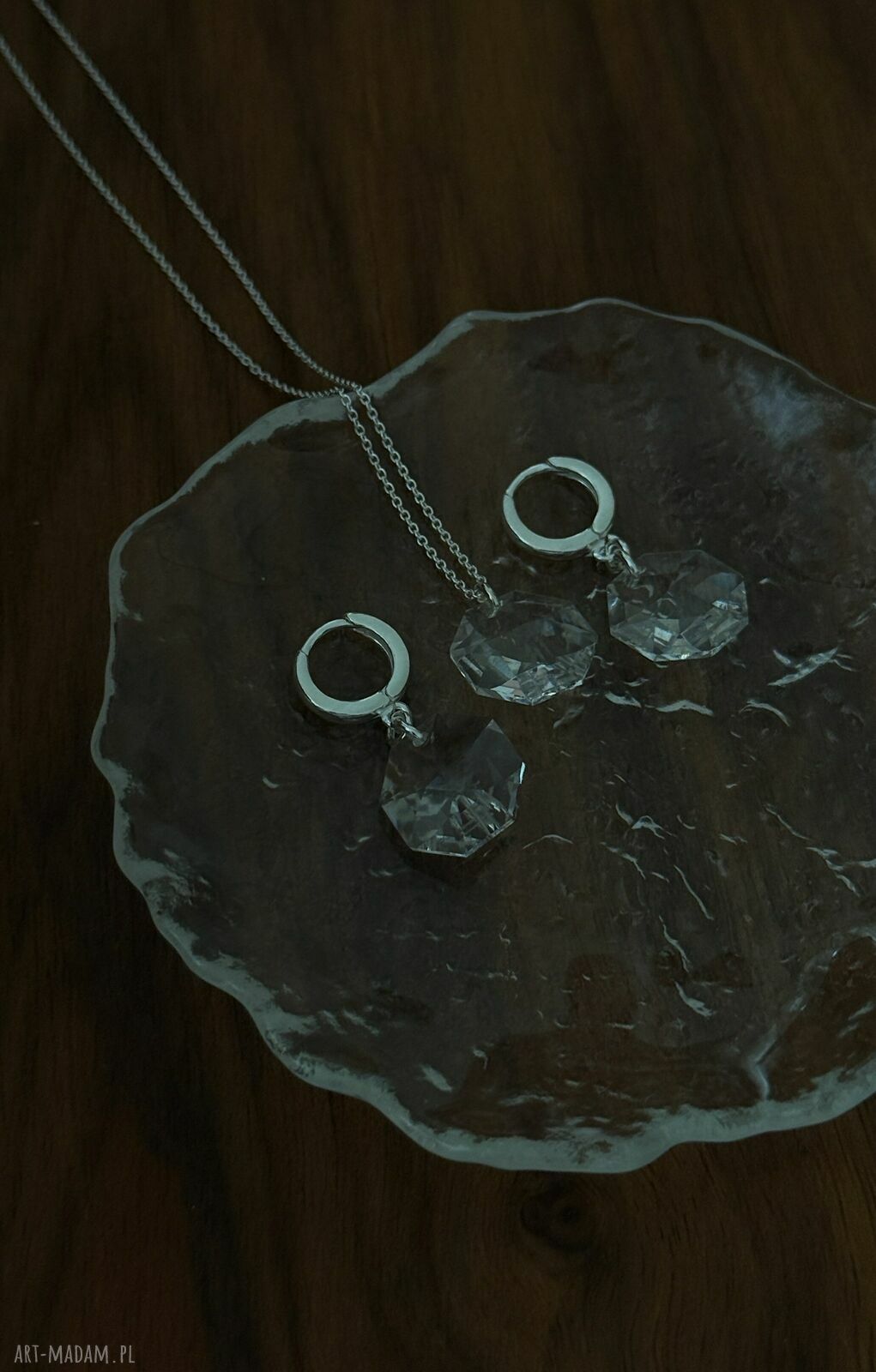 naszyjniki: Srebrny naszyjnik z bezbarwnym kryształem SWAROVSKI® CRYSTAL ręcznie robione