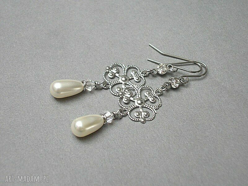 Kolczyki Alloys Collection Pearls stal szlachetna i perłowe akcenty