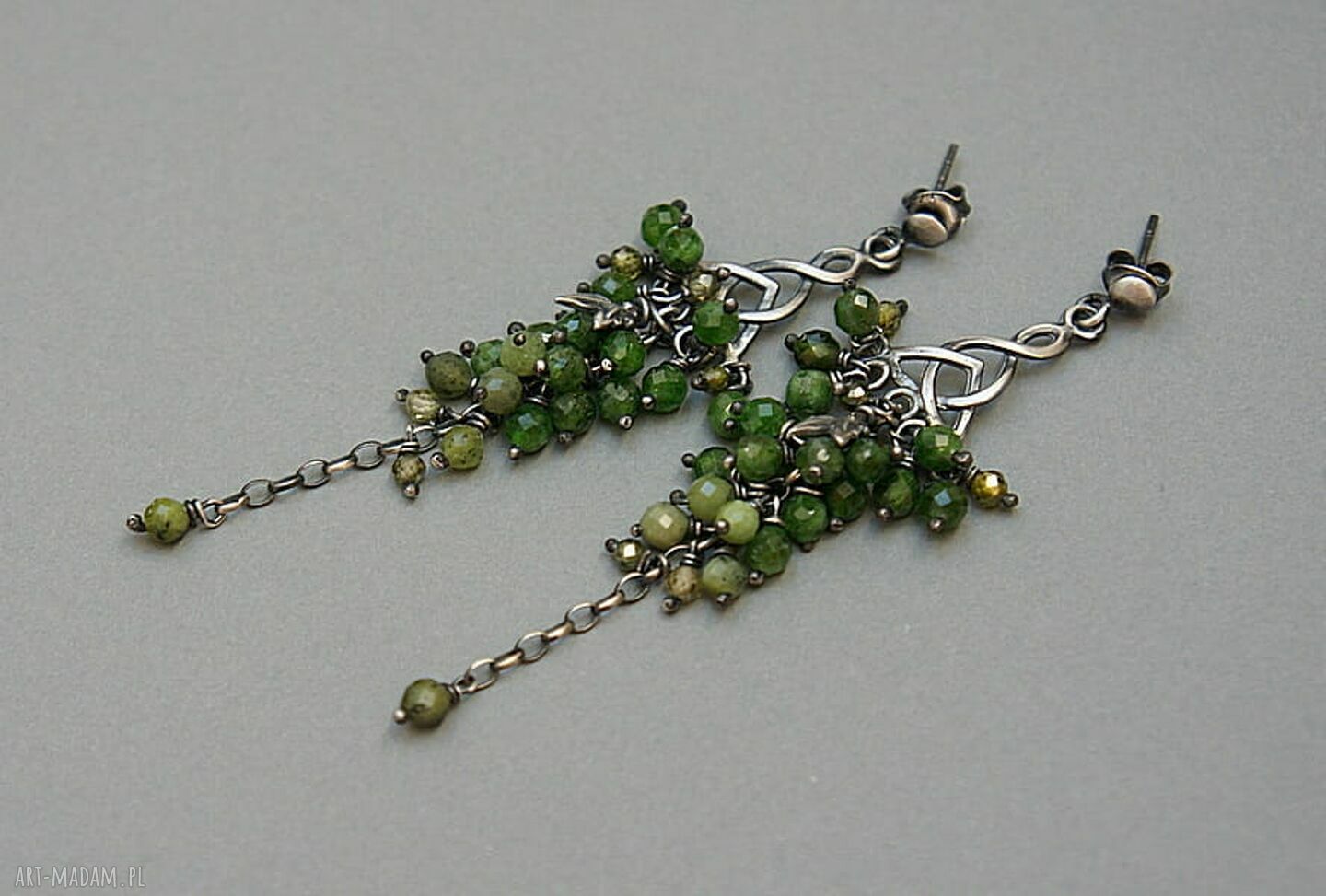 Bluszcz vol kolczyki srebro oksydowane gronka diopsyd nefryt