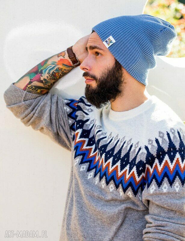 Wywijana czapka beanie dwustronna z kolorowym logo - brudny niebieski