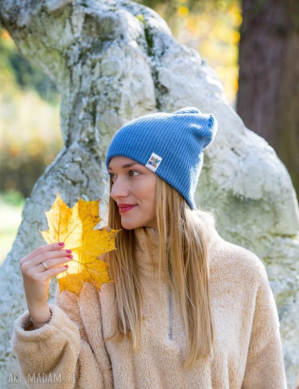 Czapka beanie dwustronna z logo - brudny niebieski