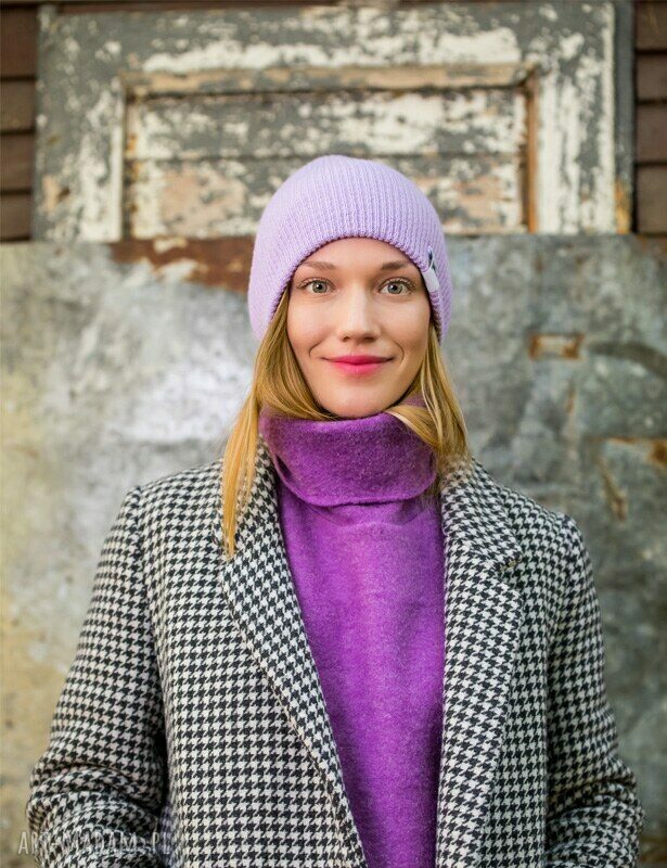 Czapka dwustronna beanie Lavendowe Love - wywijana z kolorowym logo