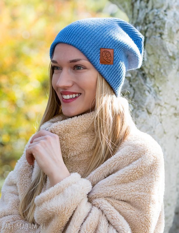 Czapka dwustronna beanie „Brudny niebieski” z logo z ekoskórki