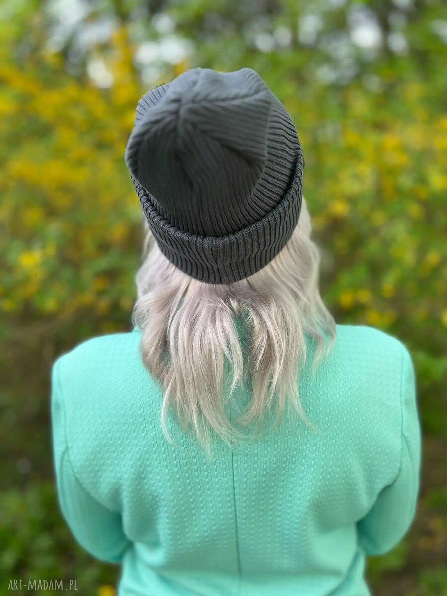 Ręcznie robiona czapka beanie z bawełny Brain Inside w ciemnym szarym (2w1)