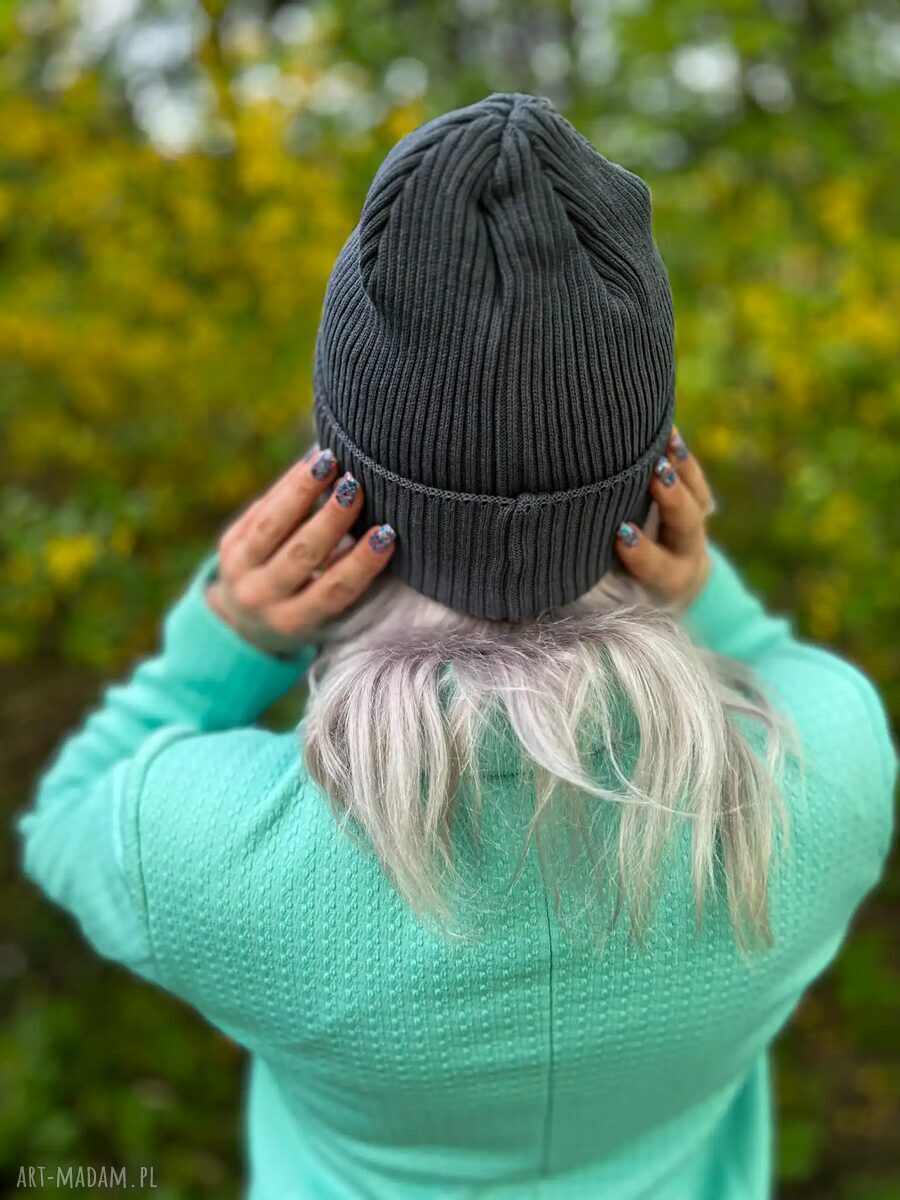 Ręcznie robiona czapka beanie z bawełny Brain Inside w ciemnym szarym (2w1)