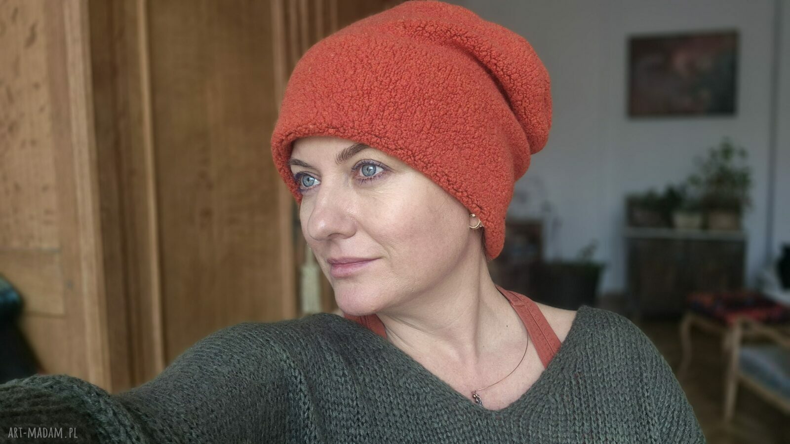 Czapka boho super ciepła z podszewką - faktura małego baranka, rozmiar uniwersalny