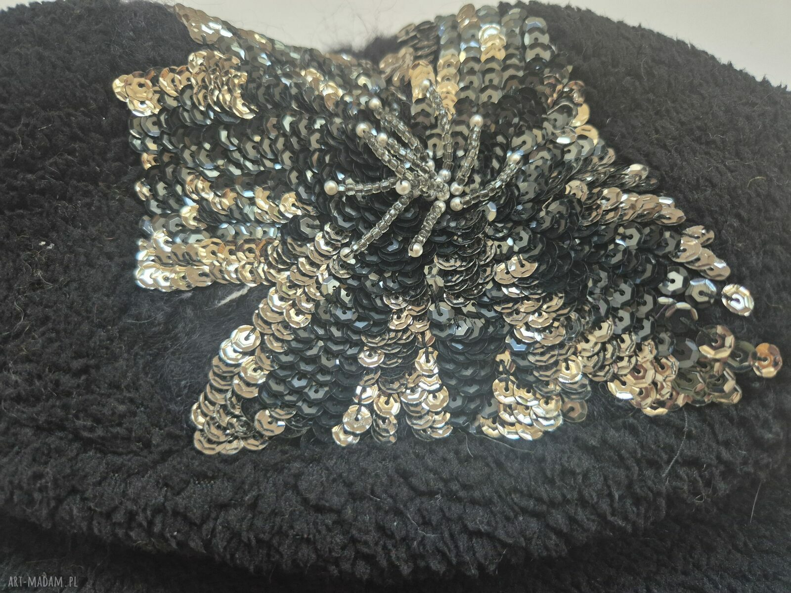 Czapka boho czarna na podszewce dla kobiet - duży rozmiar 59-60 cm