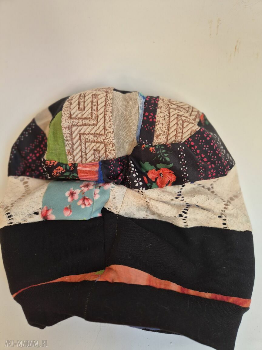 Czapka boho zimowa damska rozmiar M uniwersalna - na podszewce