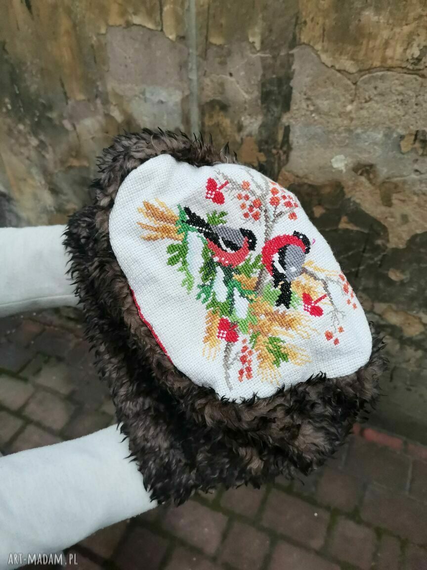 Brązowa czapka futrzana na podszewce - rozmiar uniwersalny